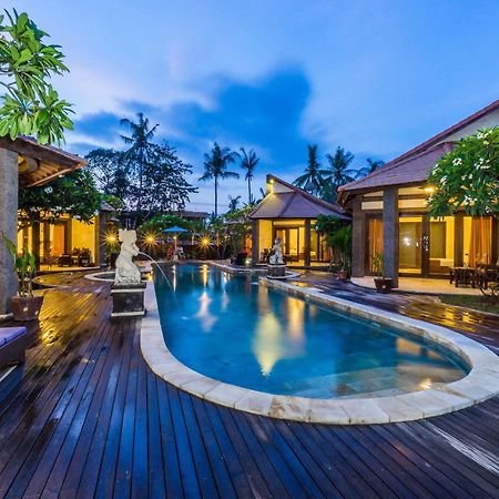 Pondok Baruna Frangipani Lembongan Buitenkant foto