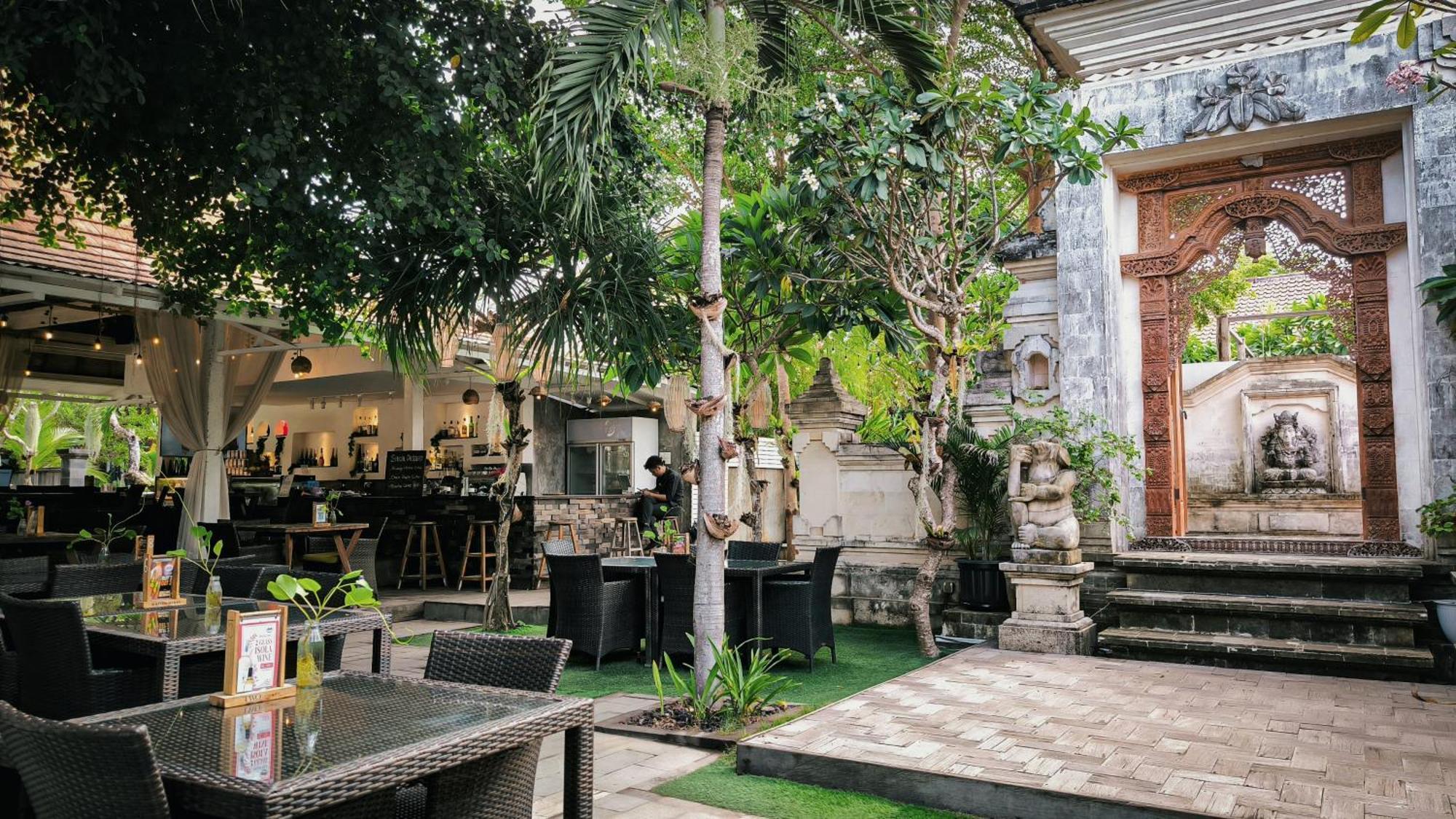 Pondok Baruna Frangipani Lembongan Buitenkant foto