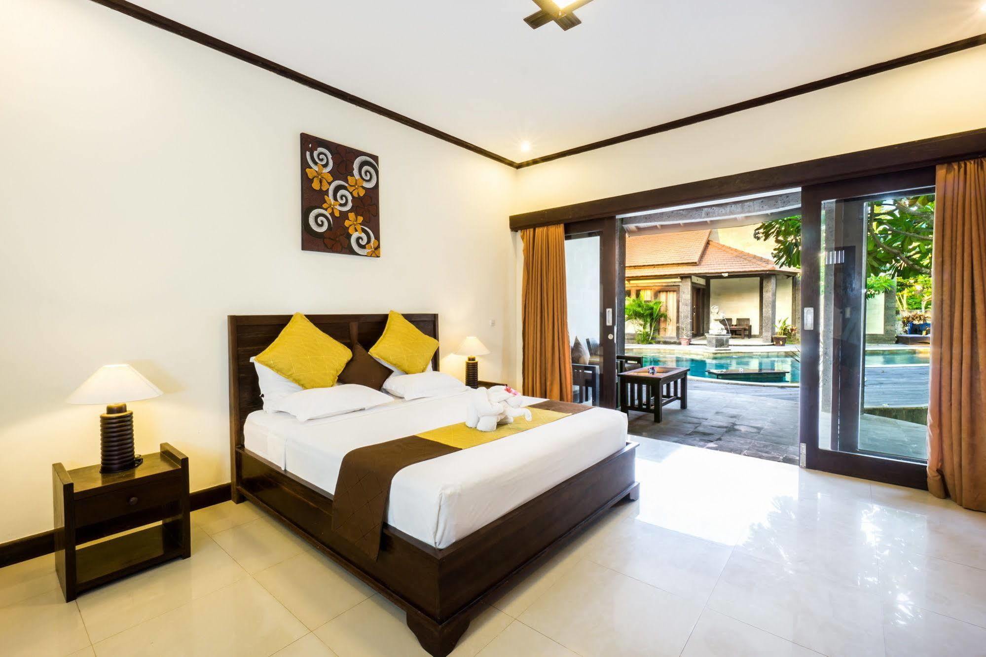 Pondok Baruna Frangipani Lembongan Buitenkant foto