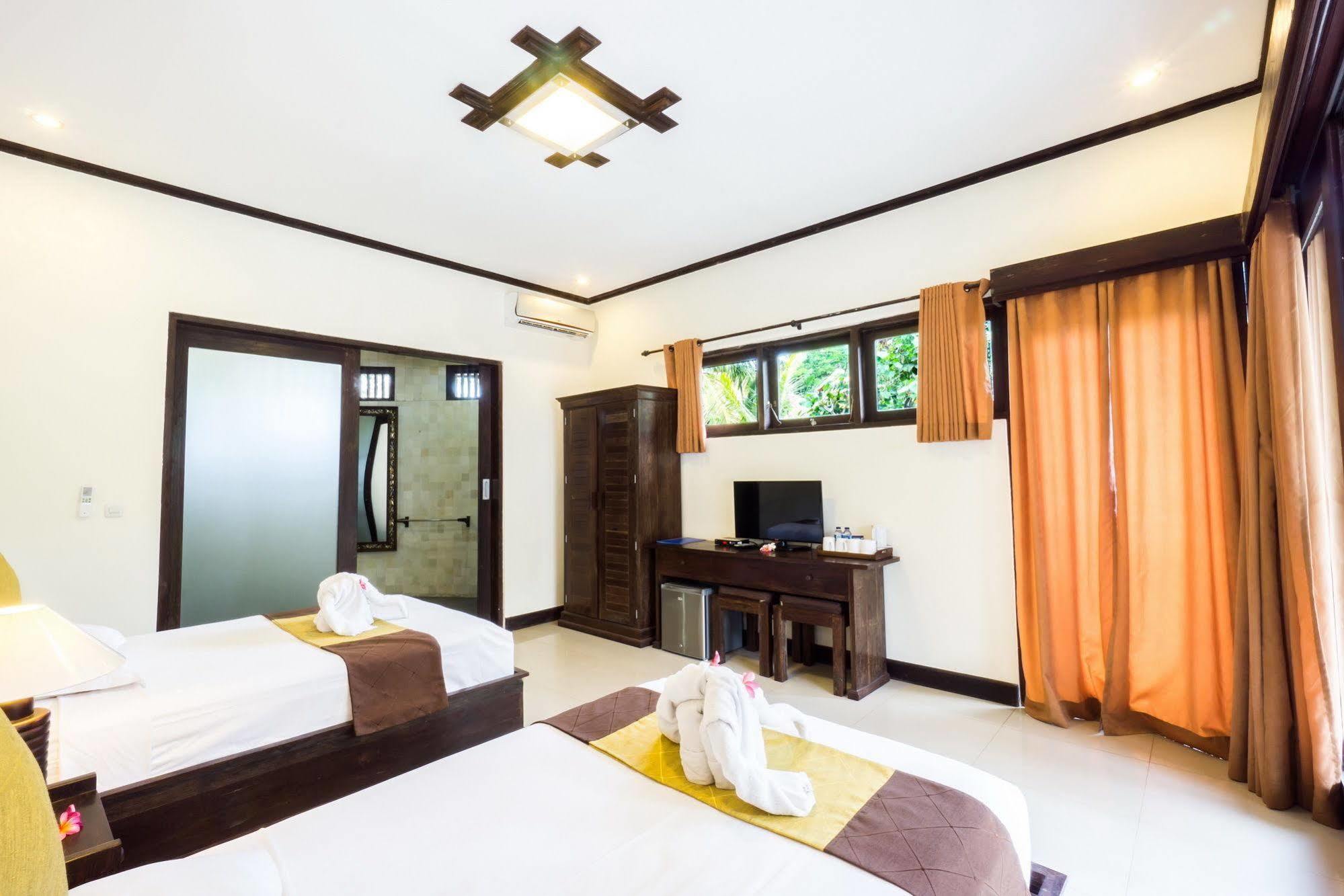 Pondok Baruna Frangipani Lembongan Buitenkant foto