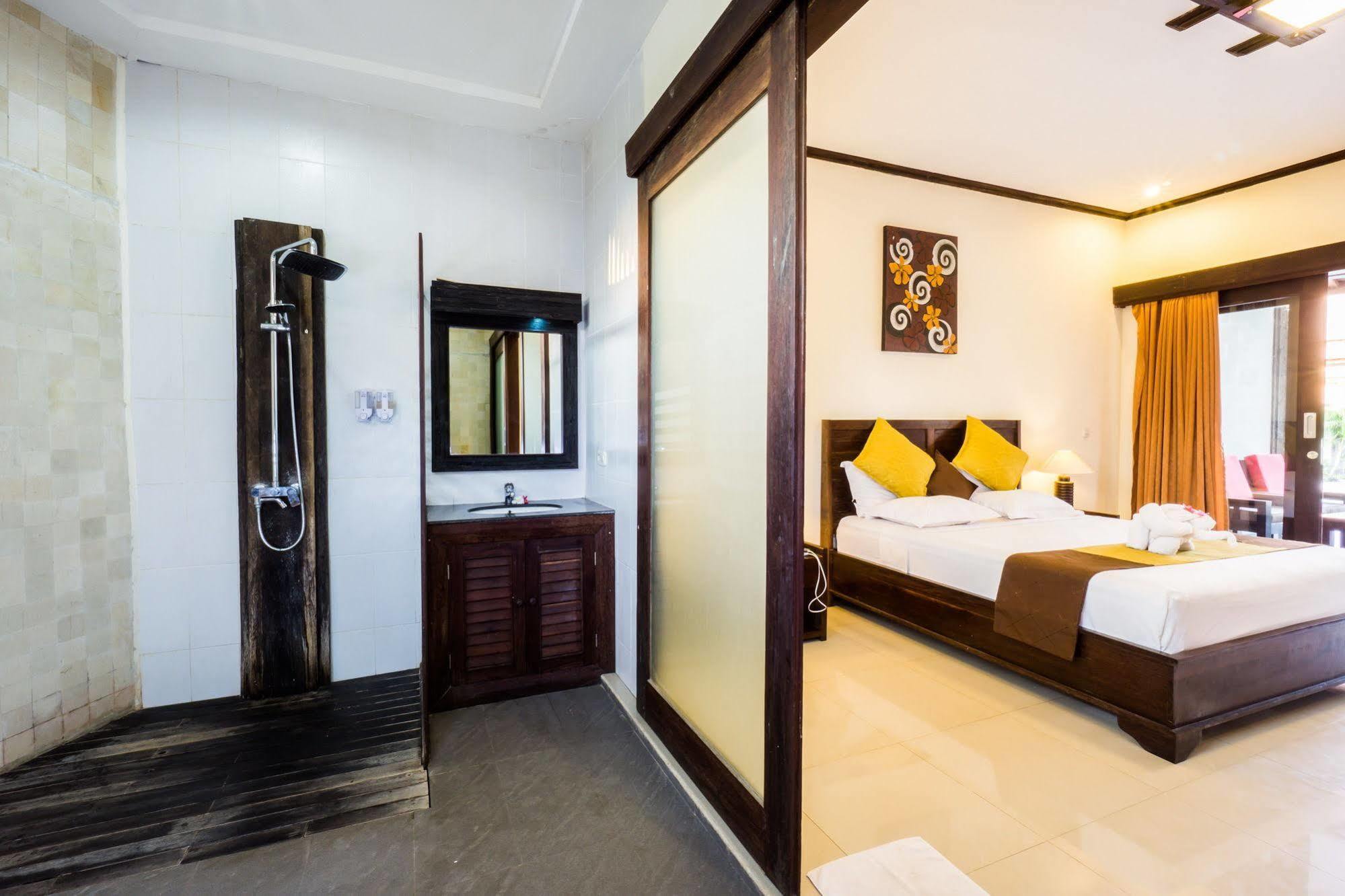 Pondok Baruna Frangipani Lembongan Buitenkant foto